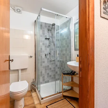 Apartamento Mare A Due Passi- Free Wifi - Relax - Smart Tv Savona
